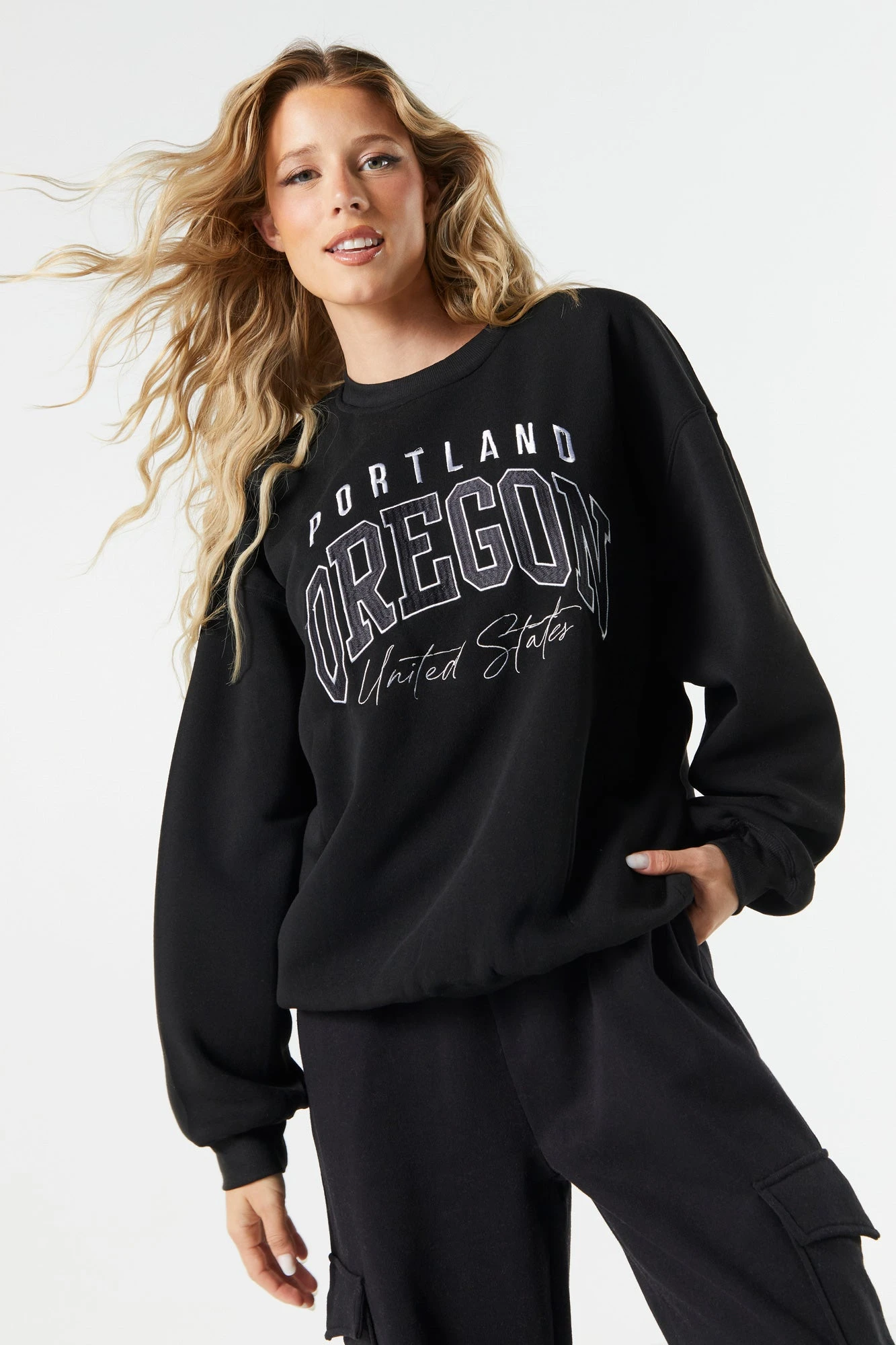 Oregon Embroidered Crewneck Sweatshirt 3 Oregon Embroidered Crewneck Sweatshirt