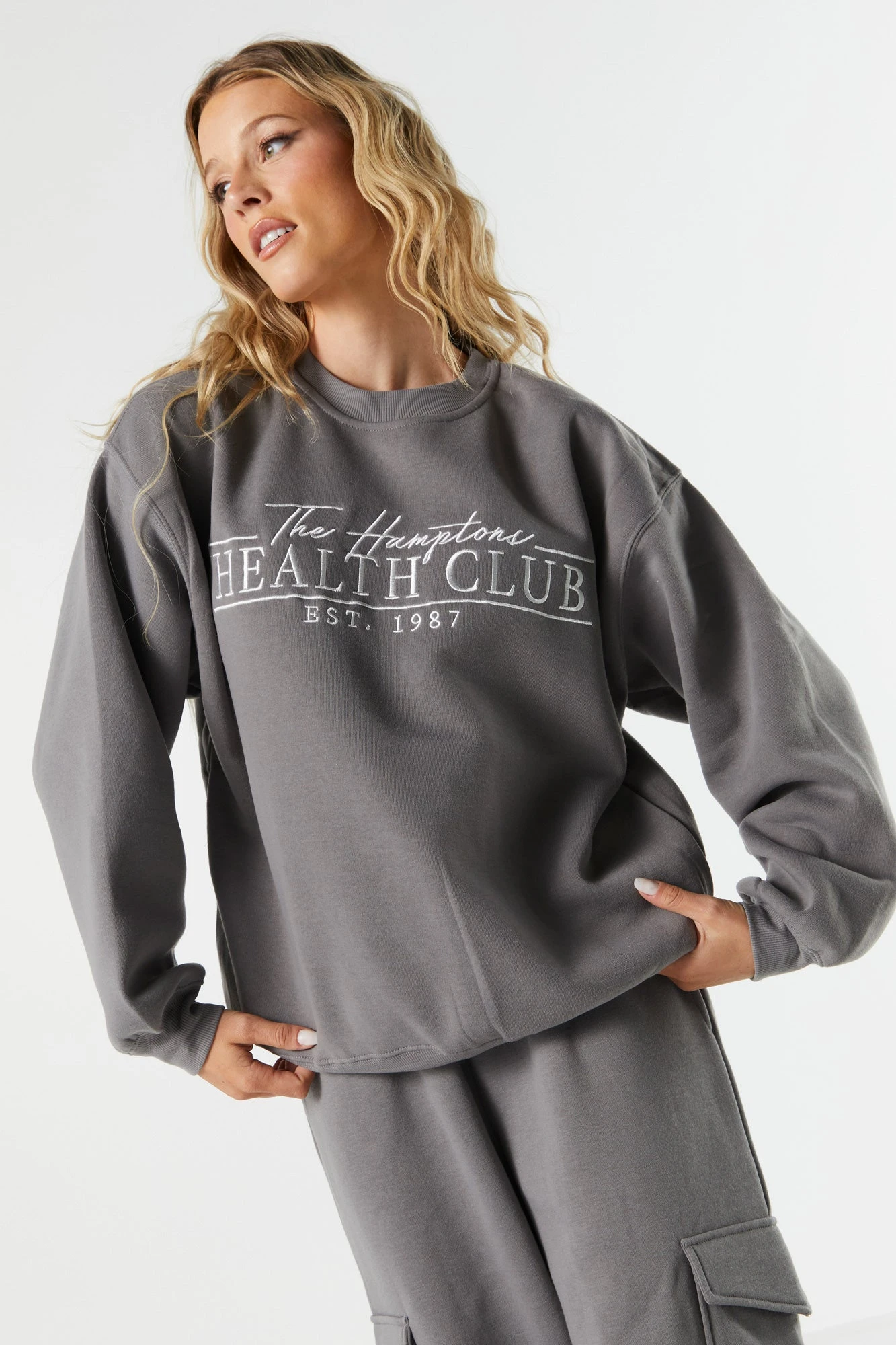 Hamptons ClubEmbroidered Crewneck Sweatshirt 3 Hamptons ClubEmbroidered Crewneck Sweatshirt