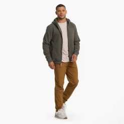 Vuori Mens Sweatshirt Seaside Hoodie -ANINE BING Shop V242ORE 2770 1200x crop center.j