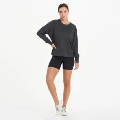 Vuori Womens Sweatshirt Long-Sleeve Halo Crew 39 Vuori Womens Sweatshirt Long-Sleeve Halo Crew -ANINE BING Shop VW241HCC 7736 1200x crop center 5b20a6f6 4f09 459e 88d4 b7d0a4b95f61
