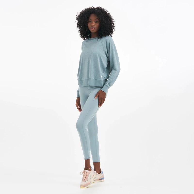 Vuori Womens Sweatshirt Long-Sleeve Halo Crew 9 Vuori Womens Sweatshirt Long-Sleeve Halo Crew - Image 7